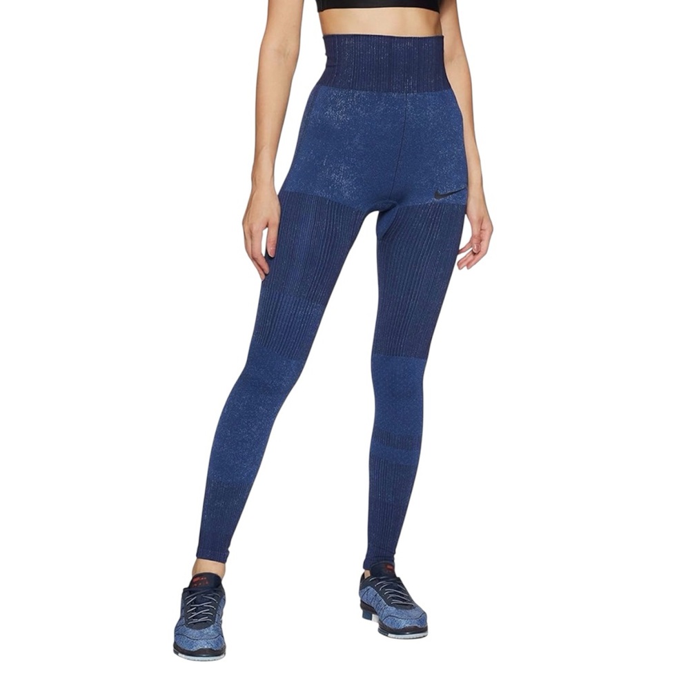 Nike Women's Blue Leggings - S